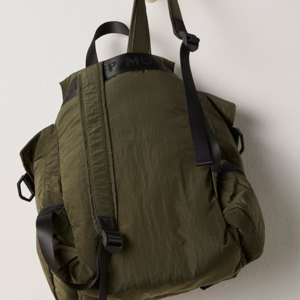 NWT Free People cool & cozy pack - Picture 7 of 10